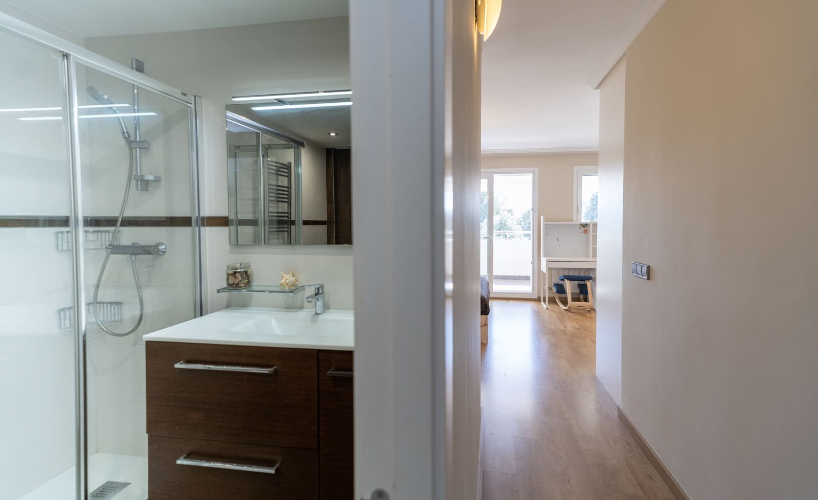 4 soveværelse Semi-Rækkehus til salg i Tarragona by med swimmingpool garage - € 618.000 (Ref: 9696861)