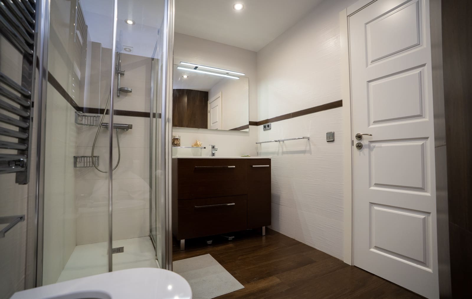 4 soveværelse Semi-Rækkehus til salg i Tarragona by med swimmingpool garage - € 618.000 (Ref: 9696861)