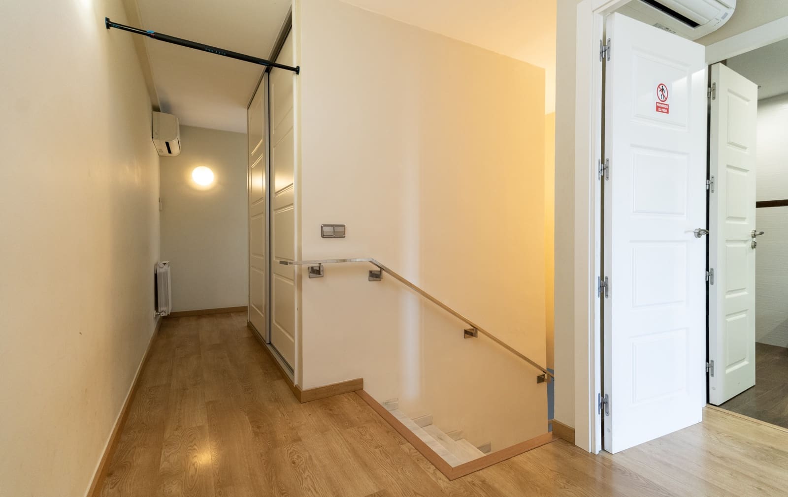 4 soveværelse Semi-Rækkehus til salg i Tarragona by med swimmingpool garage - € 618.000 (Ref: 9696861)