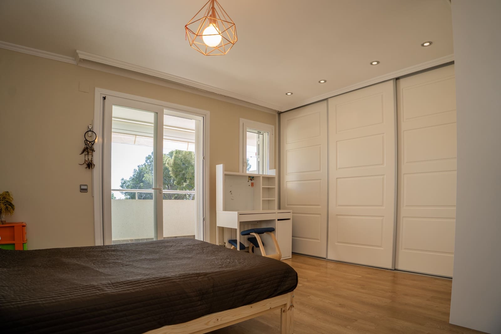 4 soveværelse Semi-Rækkehus til salg i Tarragona by med swimmingpool garage - € 618.000 (Ref: 9696861)