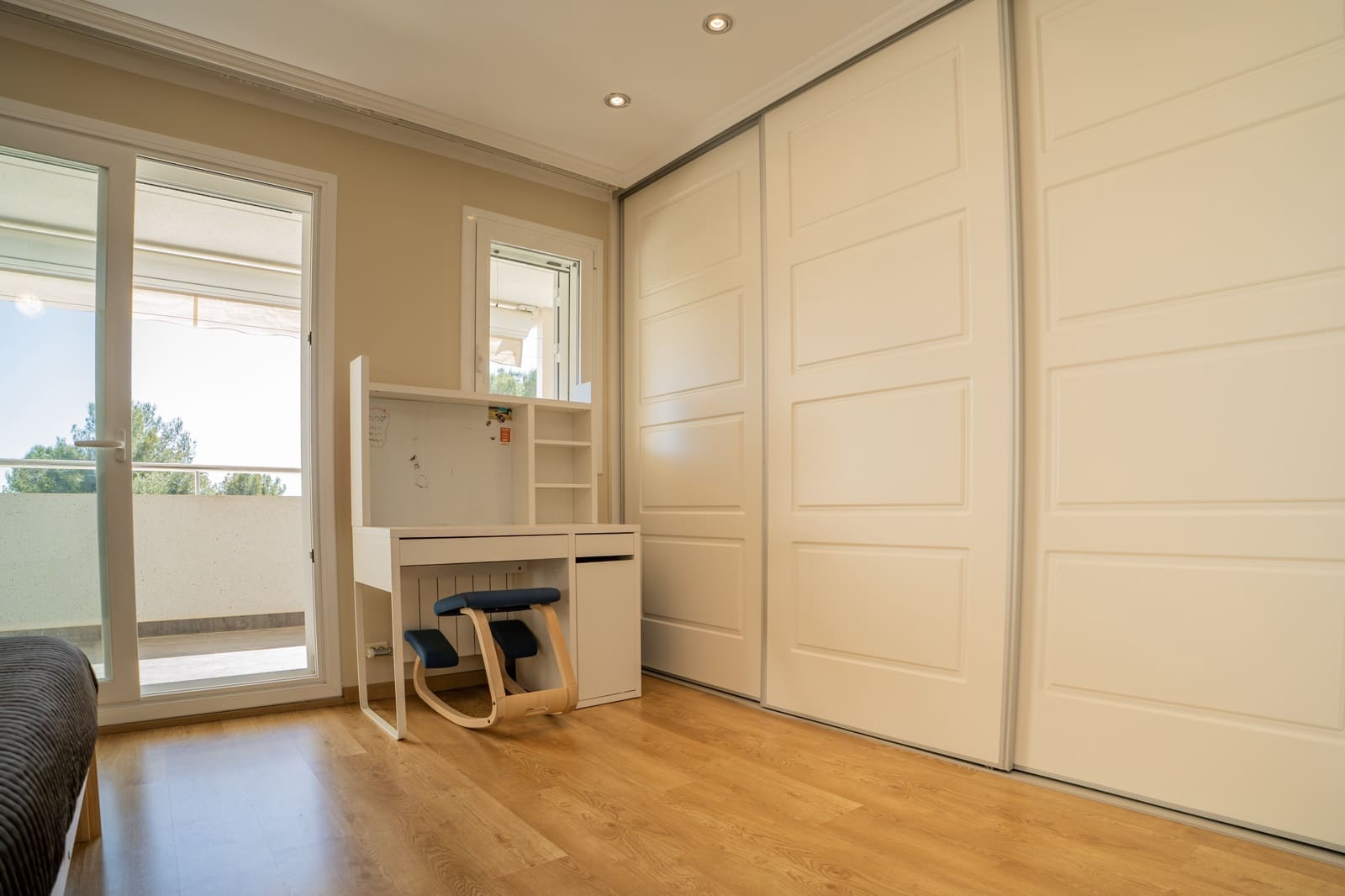 4 soveværelse Semi-Rækkehus til salg i Tarragona by med swimmingpool garage - € 618.000 (Ref: 9696861)