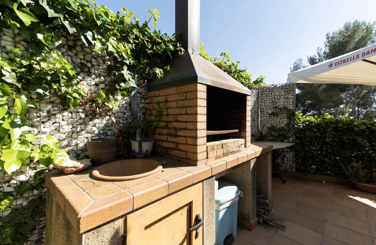 4 soveværelse Semi-Rækkehus til salg i Tarragona by med swimmingpool garage - € 618.000 (Ref: 9696861)