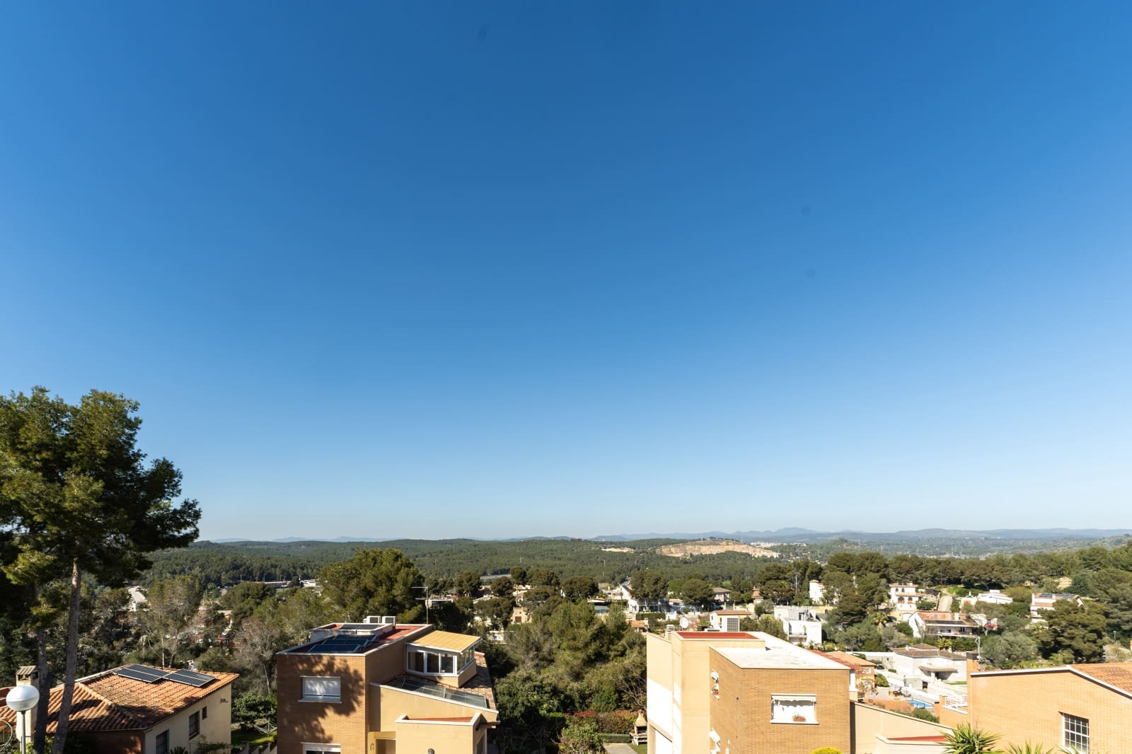 4 soveværelse Semi-Rækkehus til salg i Tarragona by med swimmingpool garage - € 618.000 (Ref: 9696861)