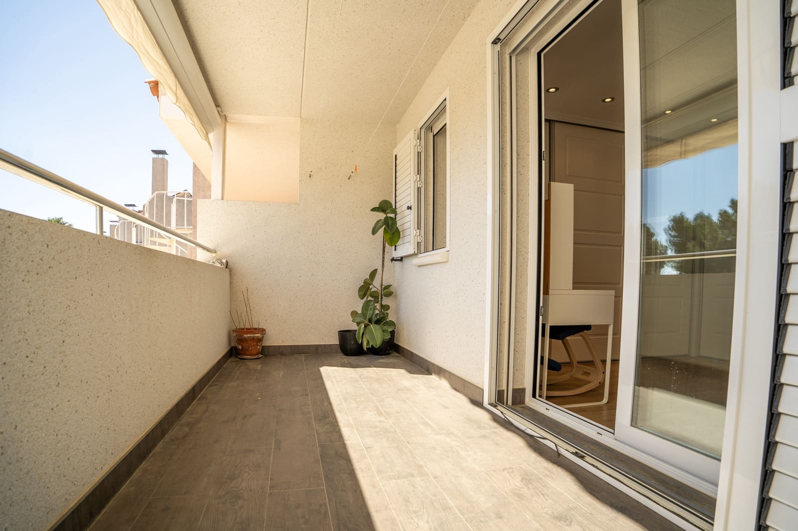 4 soveværelse Semi-Rækkehus til salg i Tarragona by med swimmingpool garage - € 618.000 (Ref: 9696861)