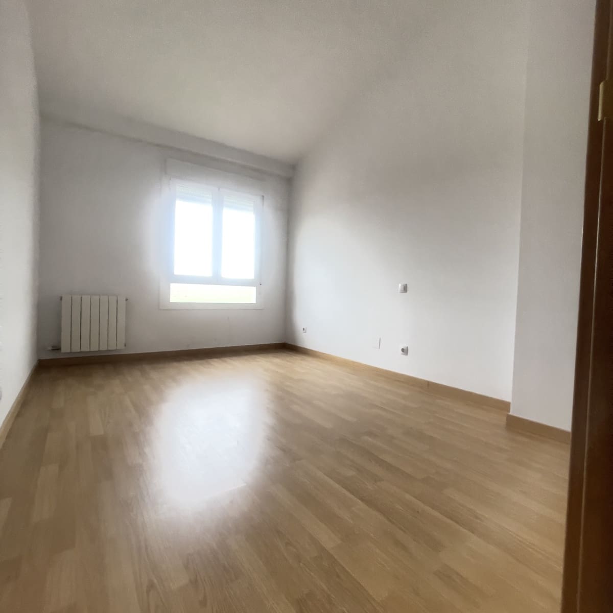 Adosado de 3 habitaciones en Canillas de Río Tuerto en venta con garaje - 100.000 € (Ref: 9677824)