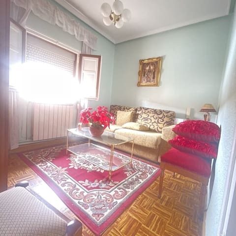 3 makuuhuone Omakotitalo myytävänä paikassa Azagra - 190 000 € (Ref: 9677867)