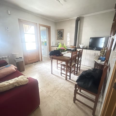 3 makuuhuone Omakotitalo myytävänä paikassa Azagra - 190 000 € (Ref: 9677867)