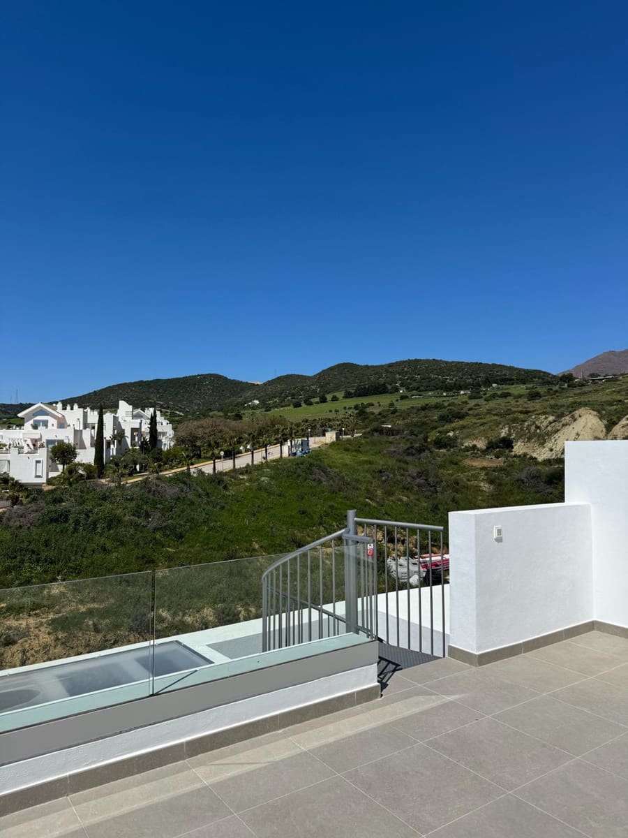 2 Zimmer Penthouse zu verkaufen in Casares mit Pool Garage - 485.000 € (Ref: 10034205)