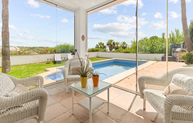 3 sovrum Hus till salu i Estepona med pool garage - 750 000 € (Ref: 10093806)