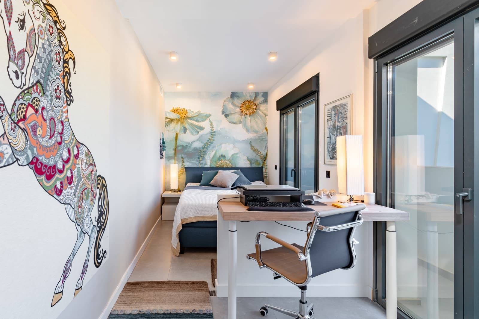 2 sovrum Takvåning till salu i Estepona med pool garage - 998 000 € (Ref: 9700051)