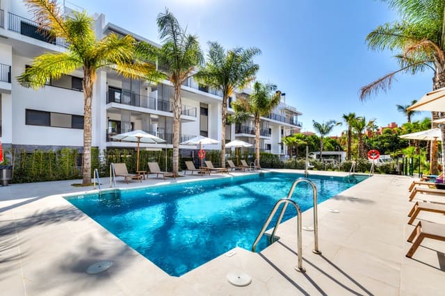 2 Zimmer Apartment zu verkaufen in Estepona mit Pool Garage - 595.000 € (Ref: 9968880)