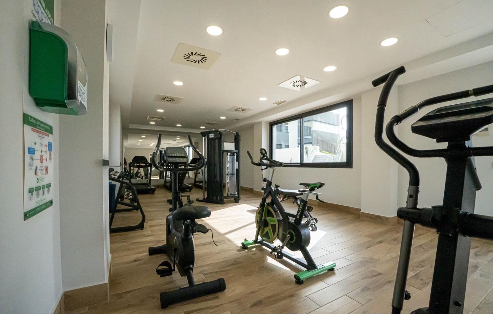 2 chambre Appartement à vendre à Isla Canela avec piscine garage - 475 000 € (Ref: 9715191)