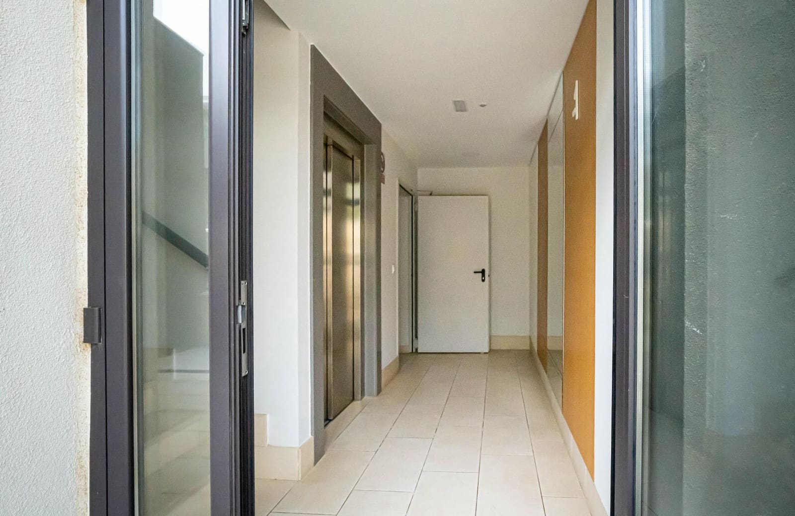 2 chambre Appartement à vendre à Isla Canela avec piscine garage - 475 000 € (Ref: 9715191)