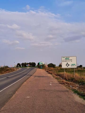 Negocio en La Rinconada en venta - 179.800 € (Ref: 9715194)