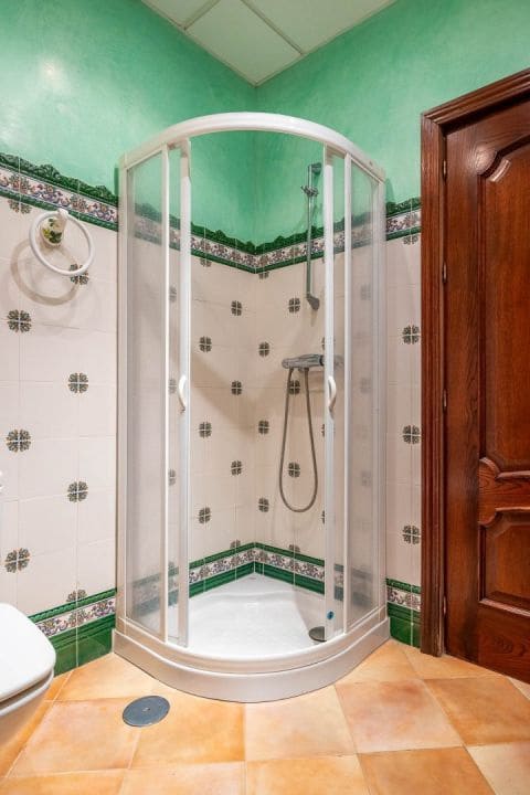 9 bedroom Finca/Country House for sale in Carmona with pool garage - € 2,500,000 (Ref: 9715195)