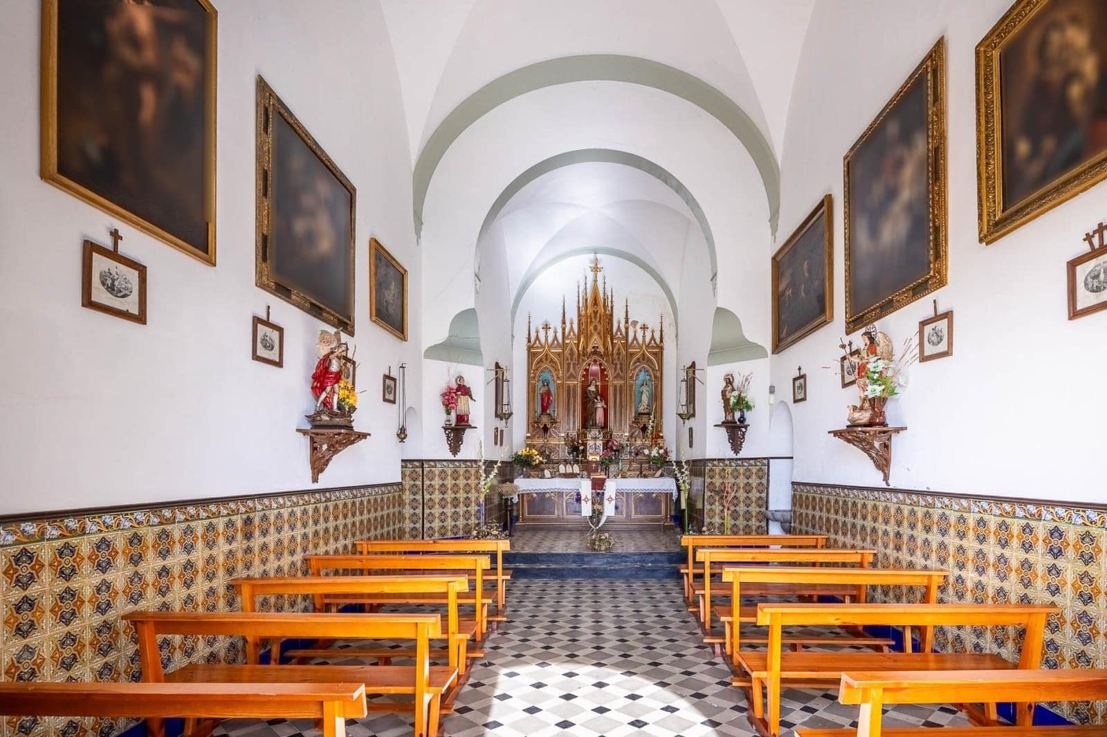 9 bedroom Finca/Country House for sale in Carmona with pool garage - € 2,500,000 (Ref: 9715195)