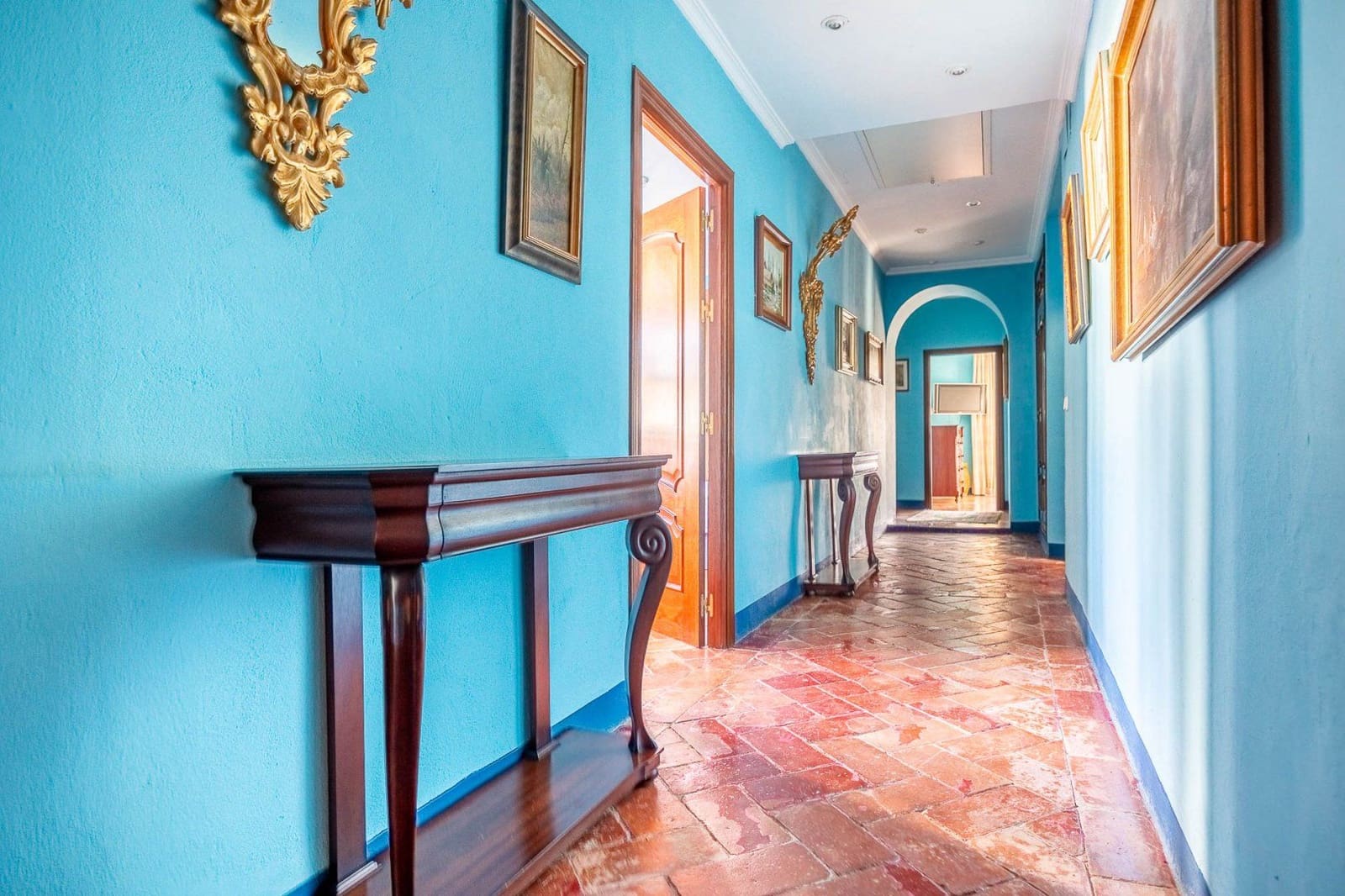 9 bedroom Finca/Country House for sale in Carmona with pool garage - € 2,500,000 (Ref: 9715195)