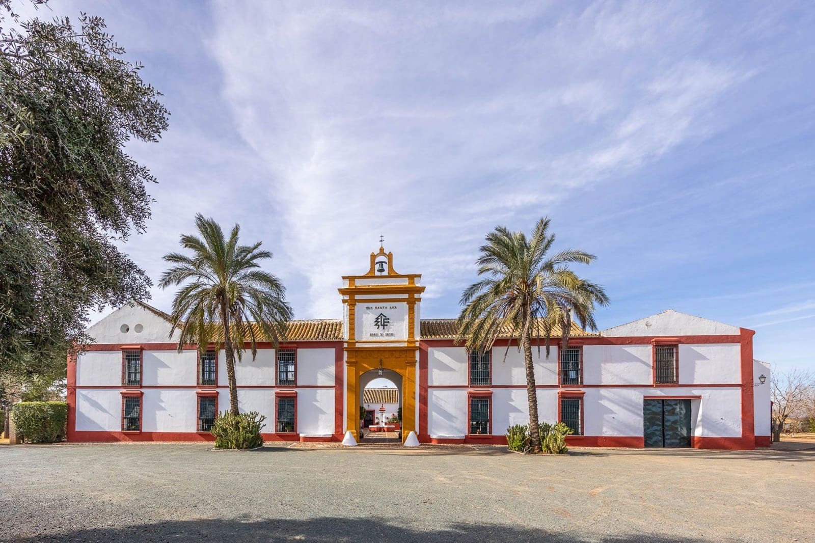 9 bedroom Finca/Country House for sale in Carmona with pool garage - € 2,500,000 (Ref: 9715195)