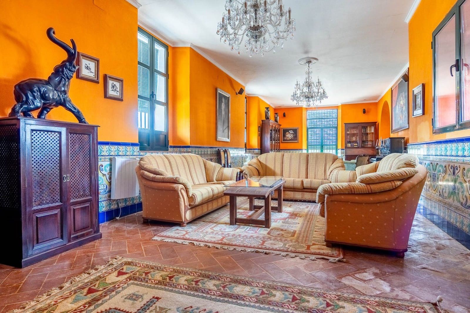 9 bedroom Finca/Country House for sale in Carmona with pool garage - € 2,500,000 (Ref: 9715195)