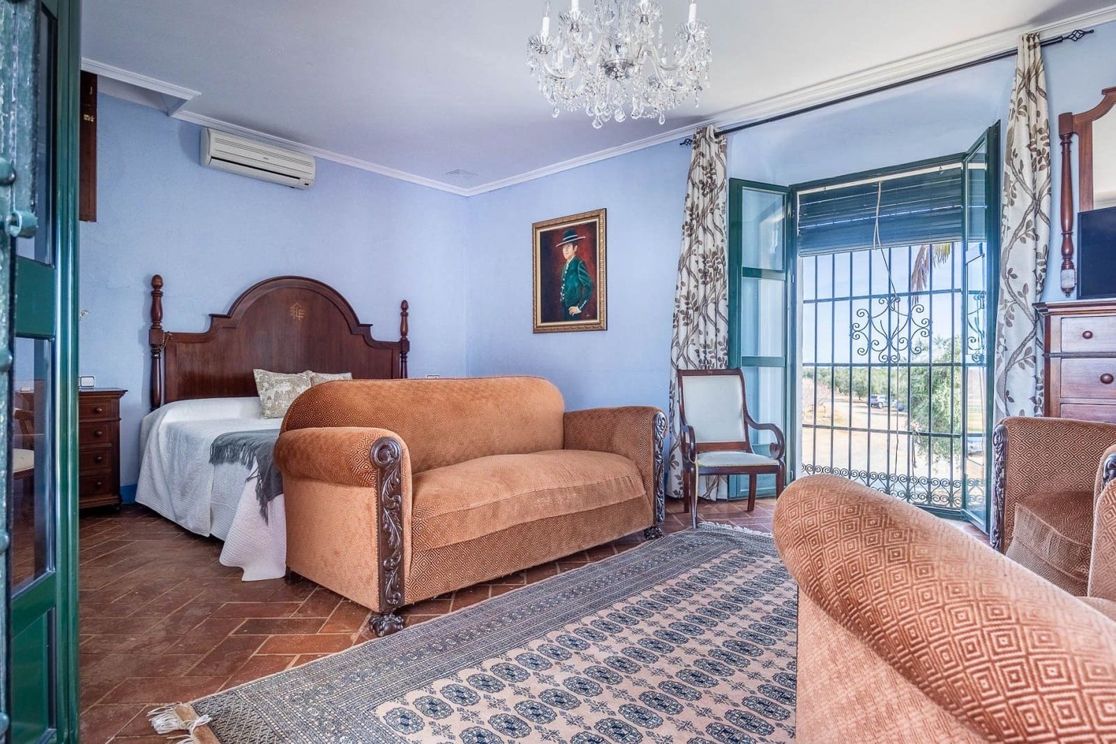 9 bedroom Finca/Country House for sale in Carmona with pool garage - € 2,500,000 (Ref: 9715195)