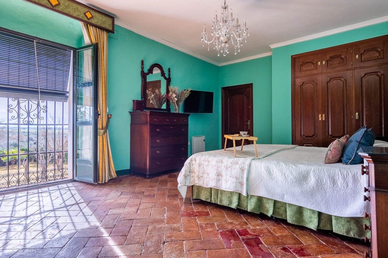 9 bedroom Finca/Country House for sale in Carmona with pool garage - € 2,500,000 (Ref: 9715195)