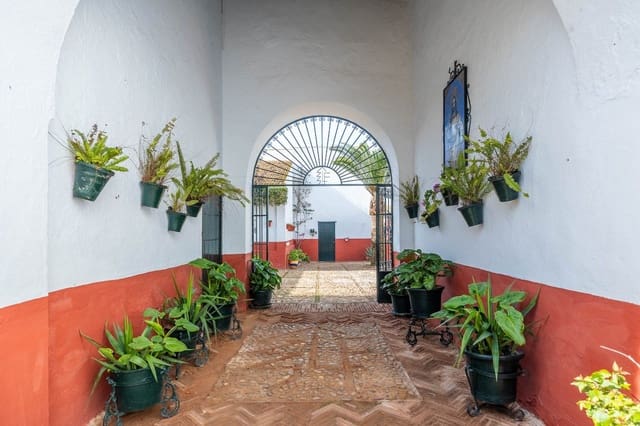9 Zimmer Finca/Landgut zu verkaufen in Carmona mit Pool Garage - 1.999.000 € (Ref: 9715195)
