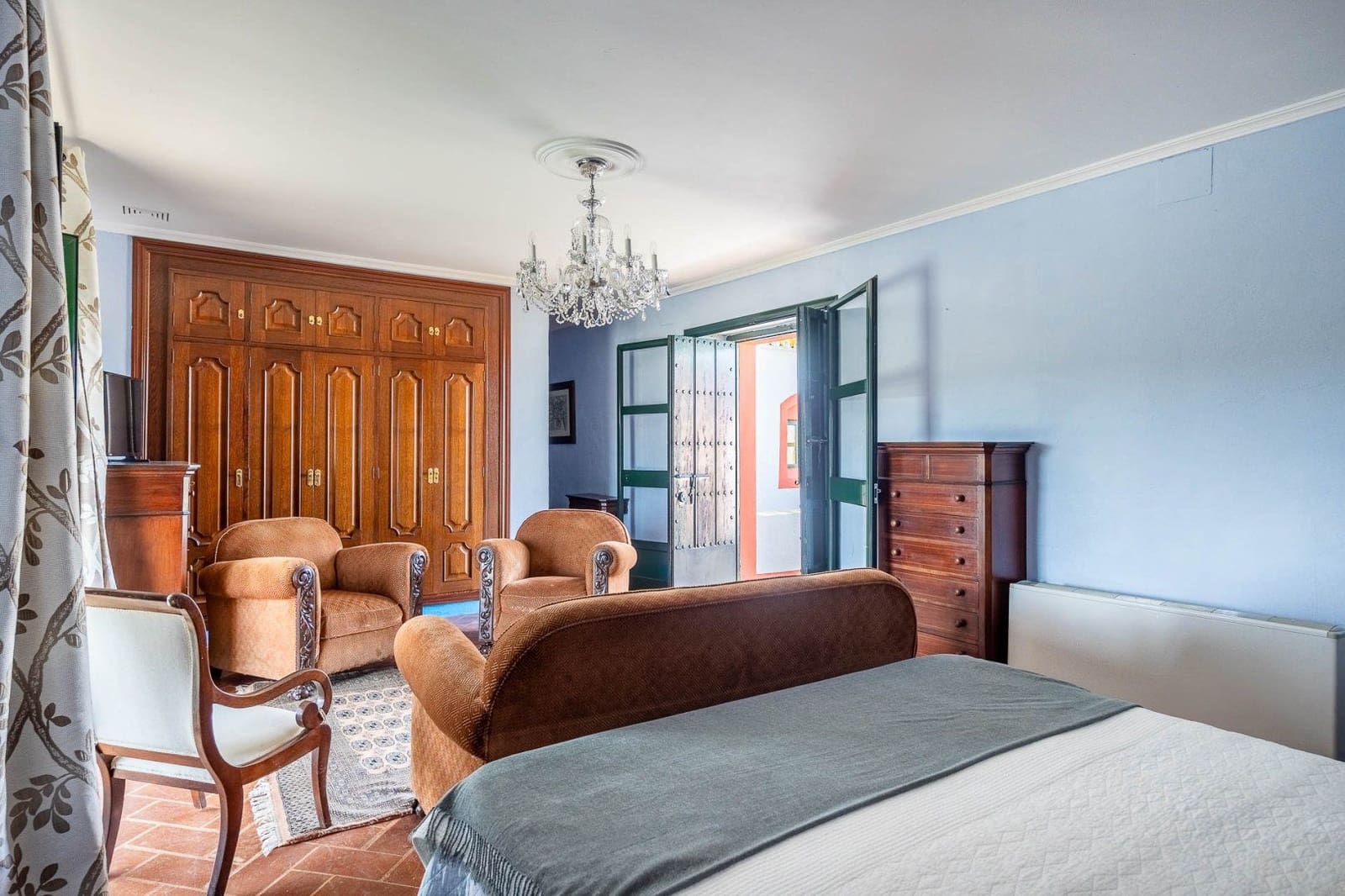 9 bedroom Finca/Country House for sale in Carmona with pool garage - € 1,999,000 (Ref: 9715195)