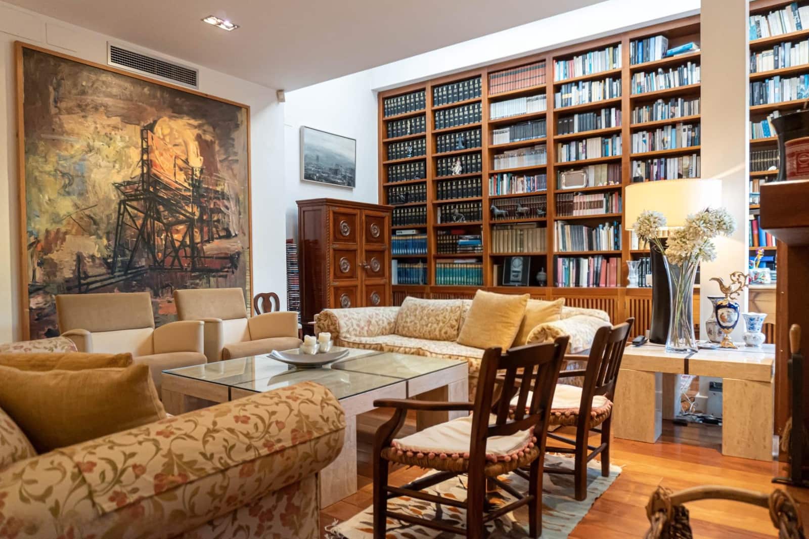 5 bedroom Villa for sale in Valencina de la Concepcion with pool - € 790,000 (Ref: 9715196)