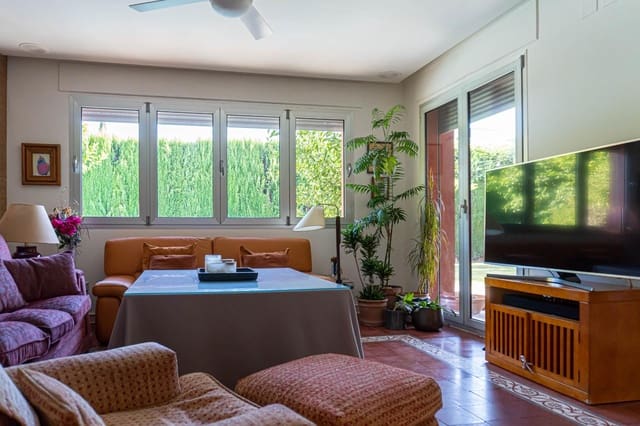 5 soveværelse Villa til salg i Valencina de la Concepción med swimmingpool - € 790.000 (Ref: 9715196)