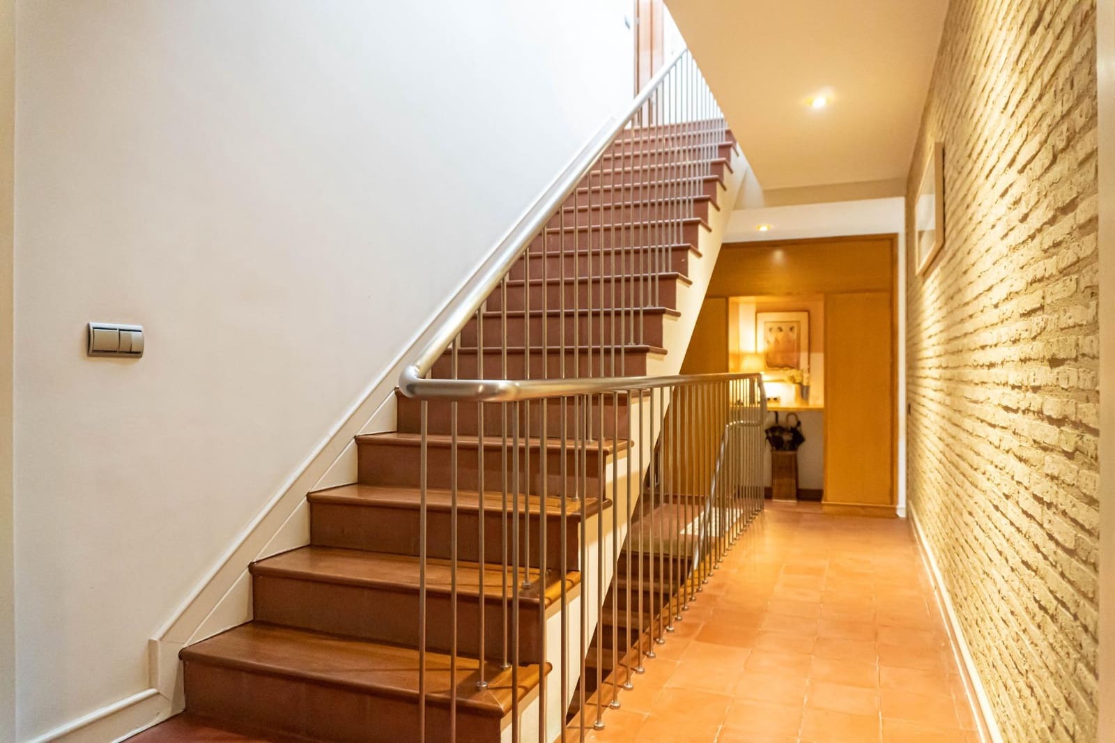 5 bedroom Villa for sale in Valencina de la Concepcion with pool - € 790,000 (Ref: 9715196)