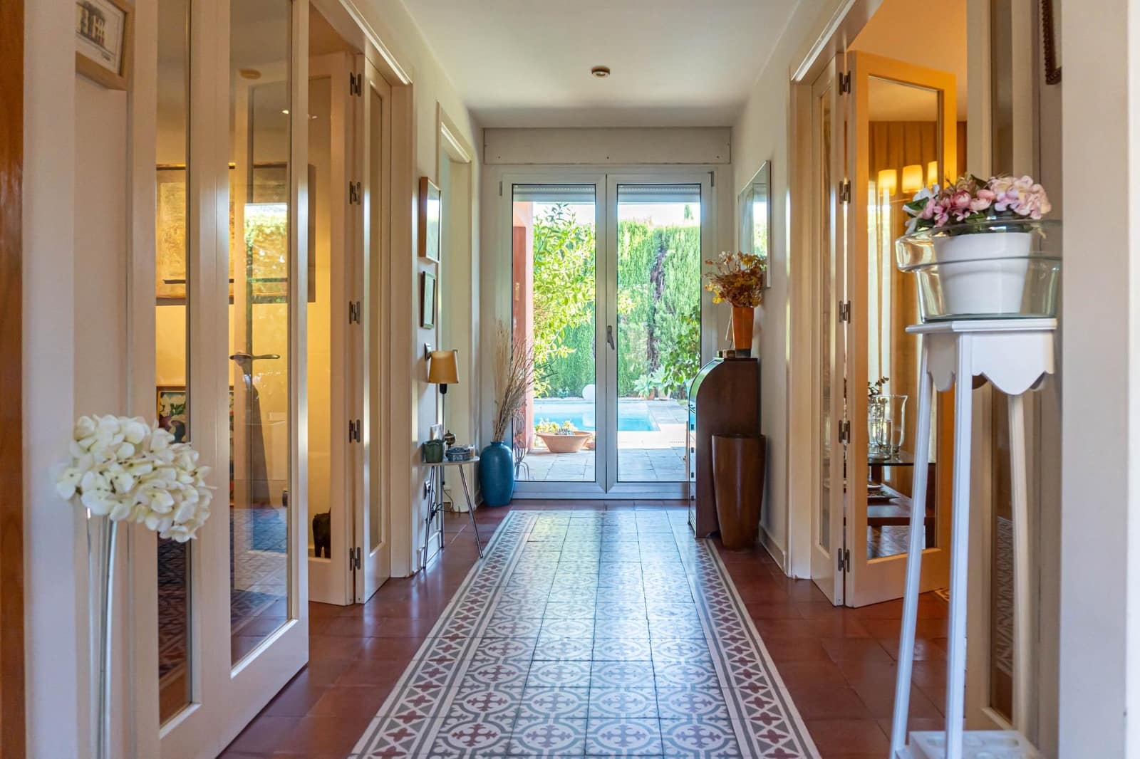5 soveværelse Villa til salg i Valencina de la Concepcion med swimmingpool - € 790.000 (Ref: 9715196)