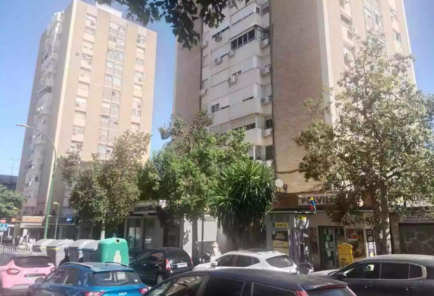 Kommersiell til salgs i Sevilla by - € 165 000 (Ref: 9715197)