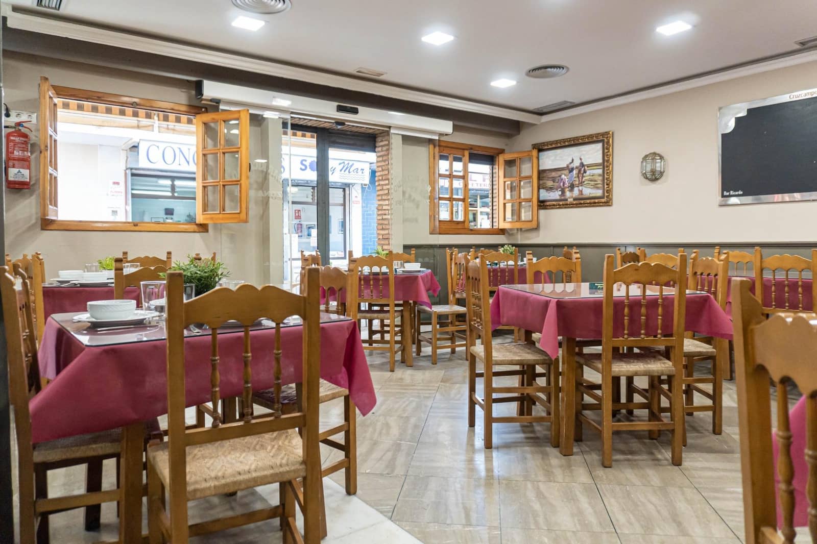 Kommersiell til salgs i Sevilla by - € 165 000 (Ref: 9715197)