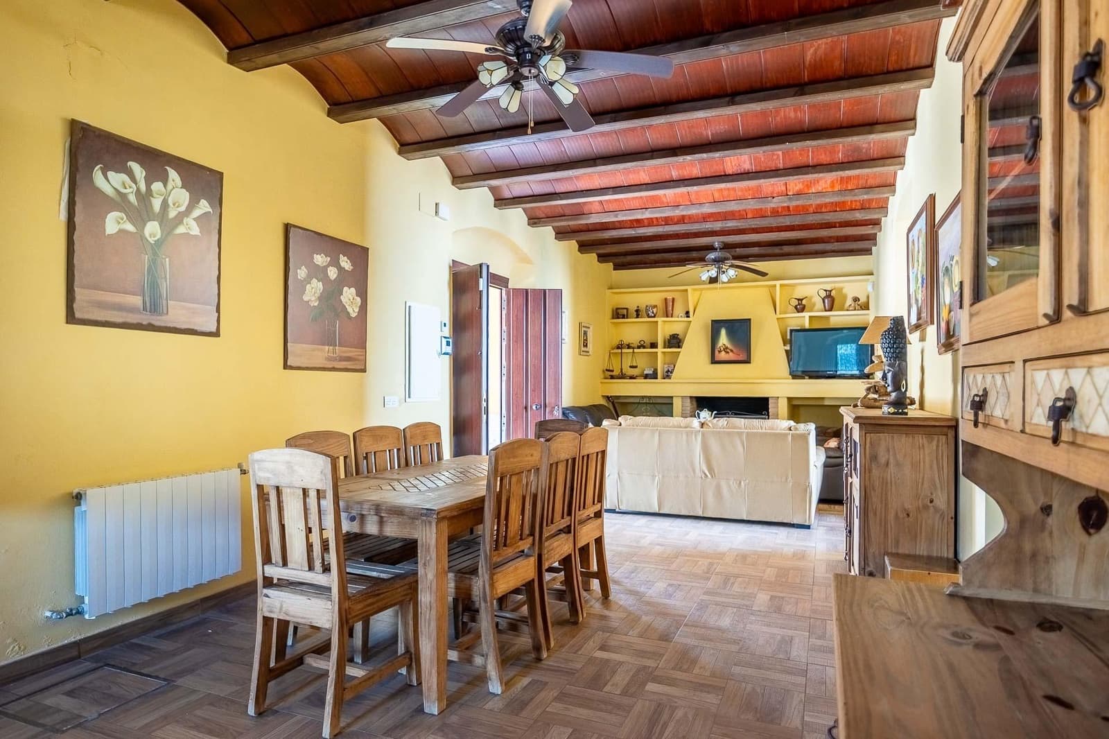 9 bedroom Finca/Country House for sale in Carmona with garage - € 1,600,000 (Ref: 9715198)