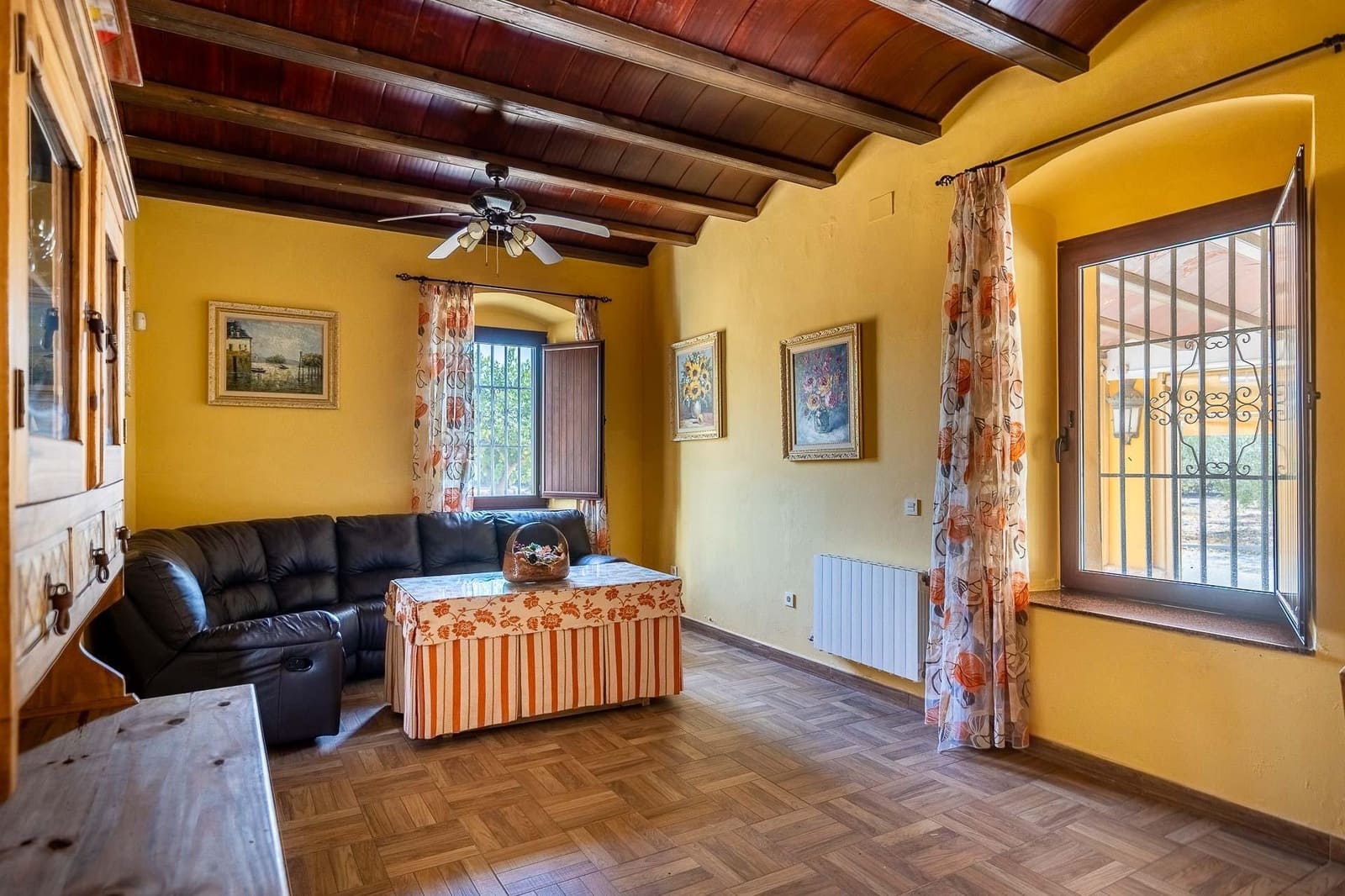 9 bedroom Finca/Country House for sale in Carmona with garage - € 1,600,000 (Ref: 9715198)