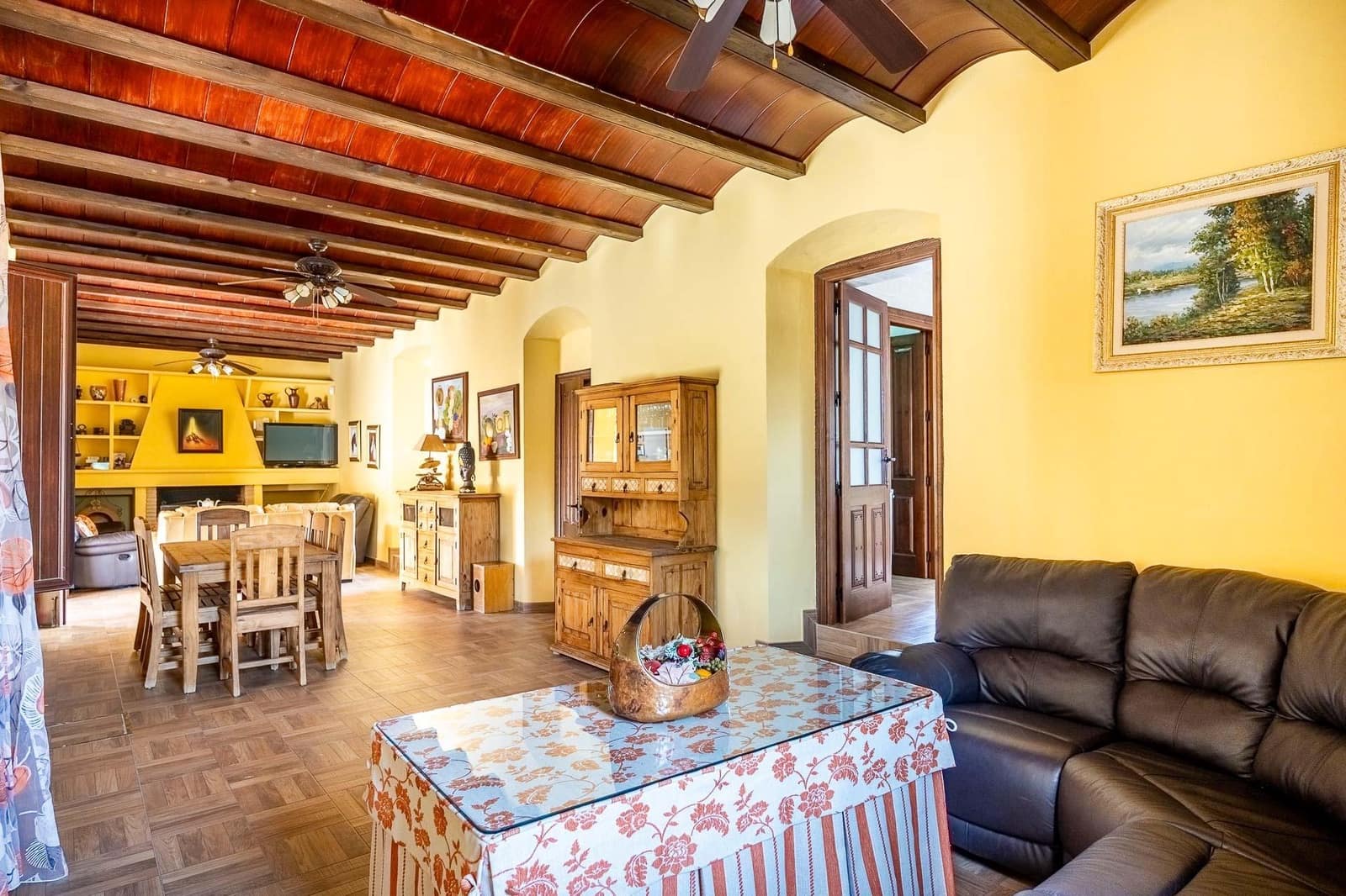 9 bedroom Finca/Country House for sale in Carmona with garage - € 1,600,000 (Ref: 9715198)