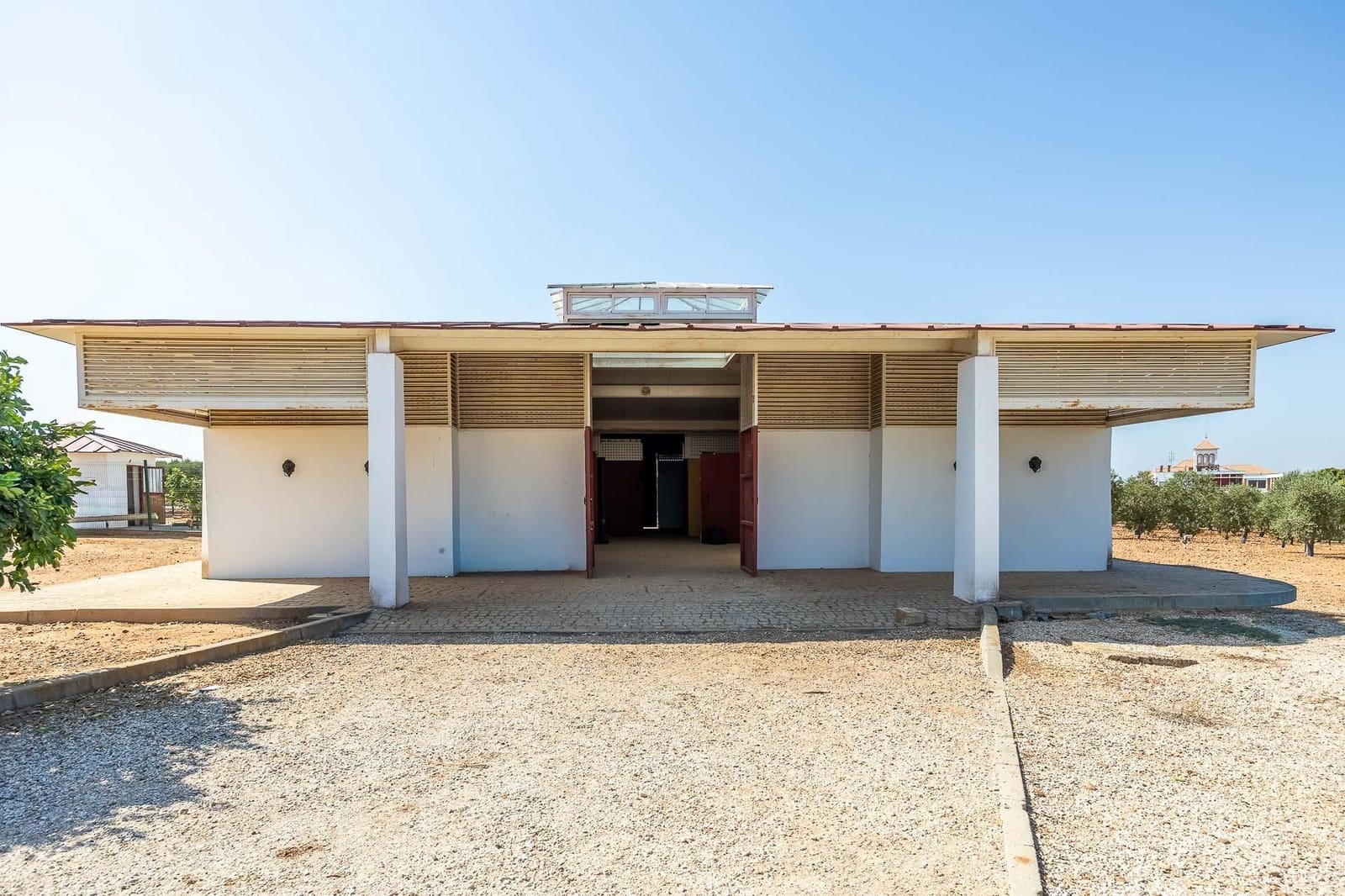 9 bedroom Finca/Country House for sale in Carmona with garage - € 1,600,000 (Ref: 9715198)