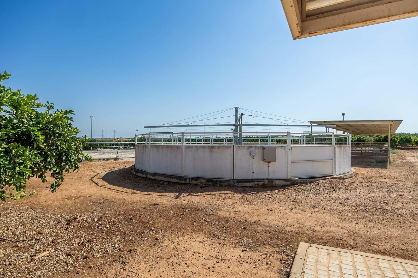 9 bedroom Finca/Country House for sale in Carmona with garage - € 1,600,000 (Ref: 9715198)