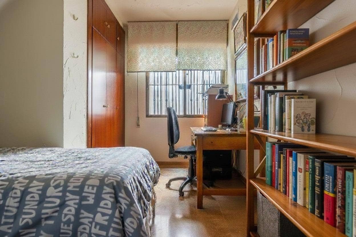 4 Zimmer Wohnung zu verkaufen in Sevilla Stadt - 895.000 € (Ref: 9715199)