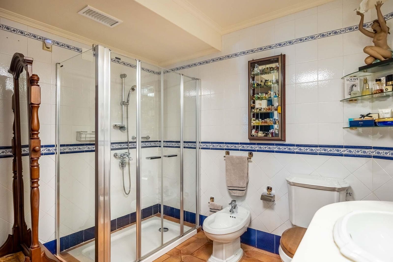 4 Zimmer Wohnung zu verkaufen in Sevilla Stadt - 895.000 € (Ref: 9715199)