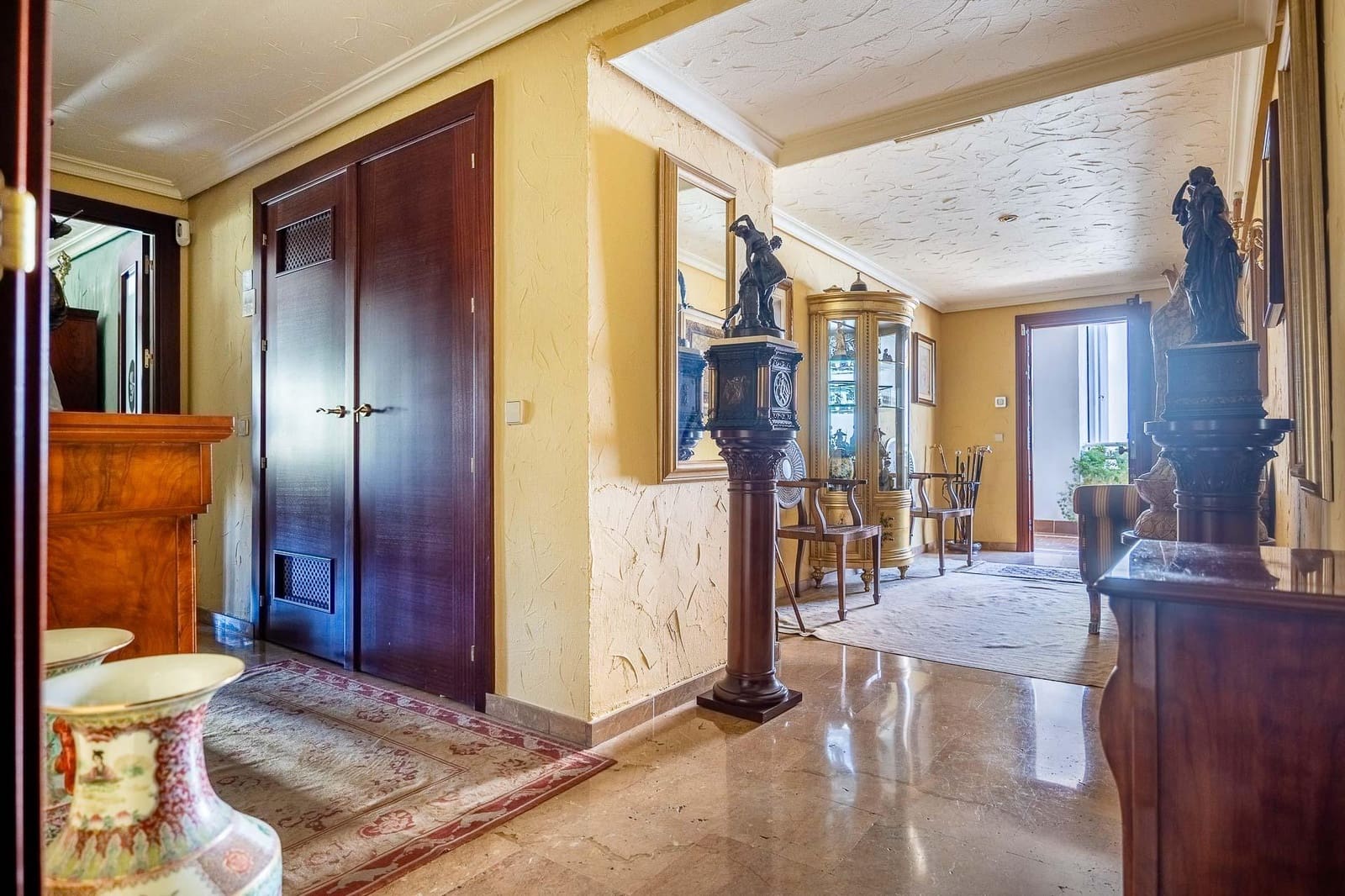 Piso de 4 habitaciones en Sevilla ciudad en venta - 895.000 € (Ref: 9715199)