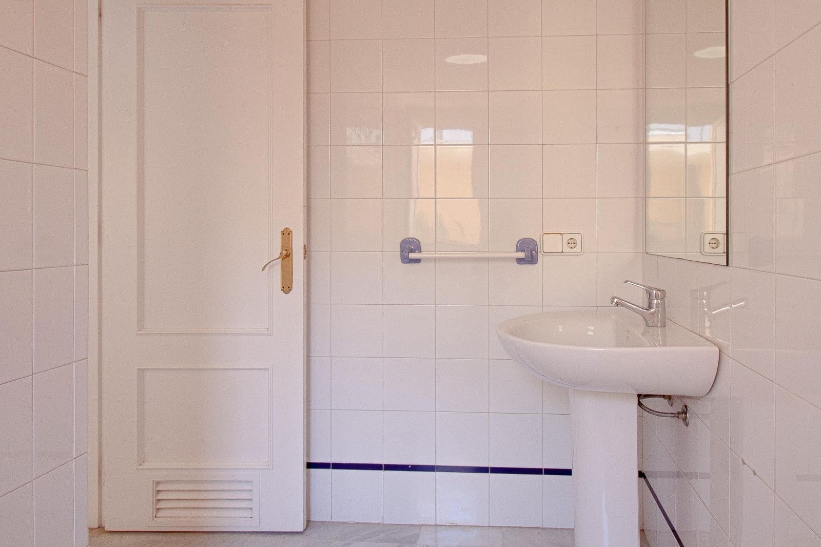 1 Zimmer Wohnung zu verkaufen in Sevilla Stadt - 240.000 € (Ref: 9715200)