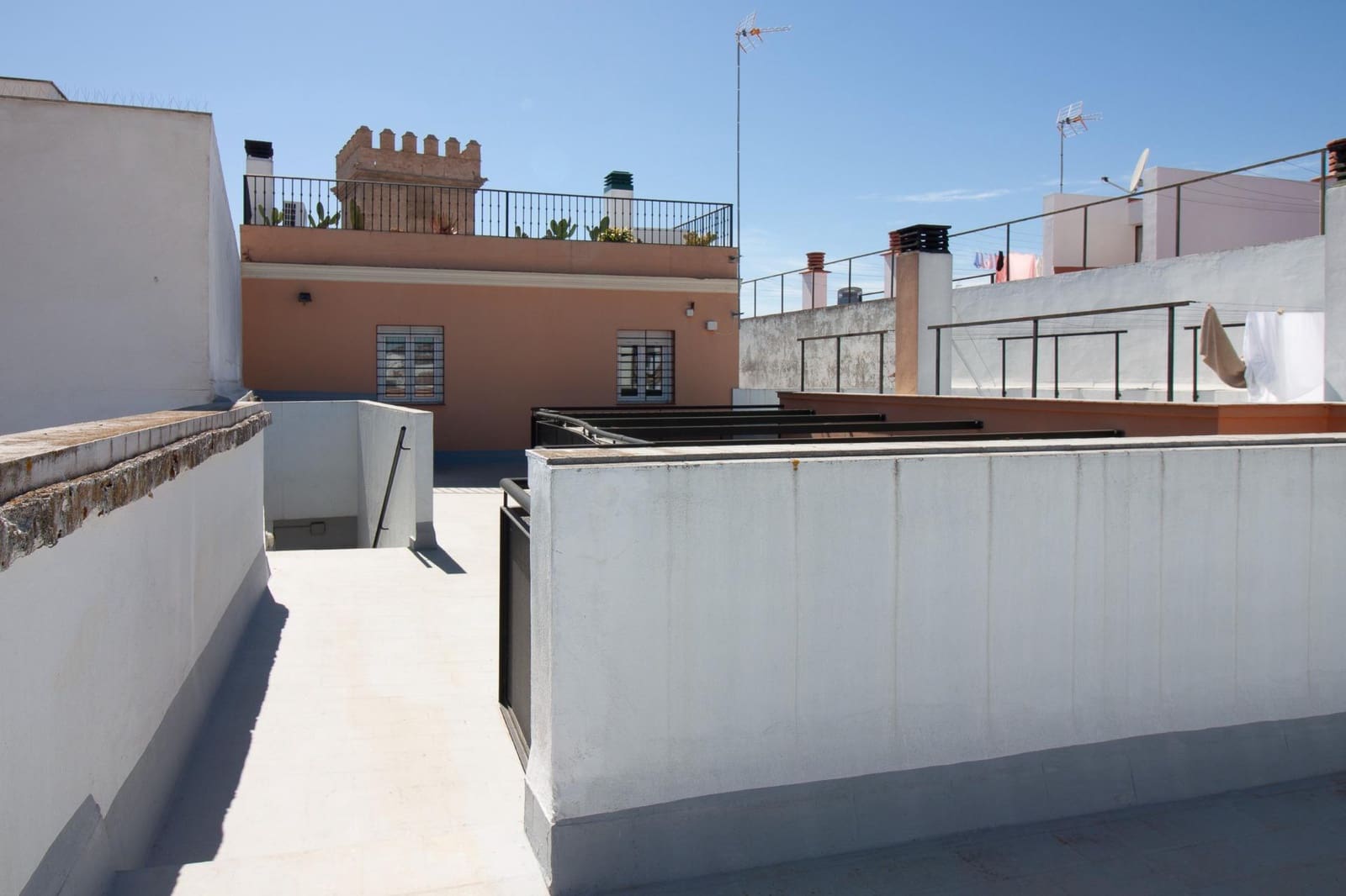 1 Zimmer Wohnung zu verkaufen in Sevilla Stadt - 240.000 € (Ref: 9715200)