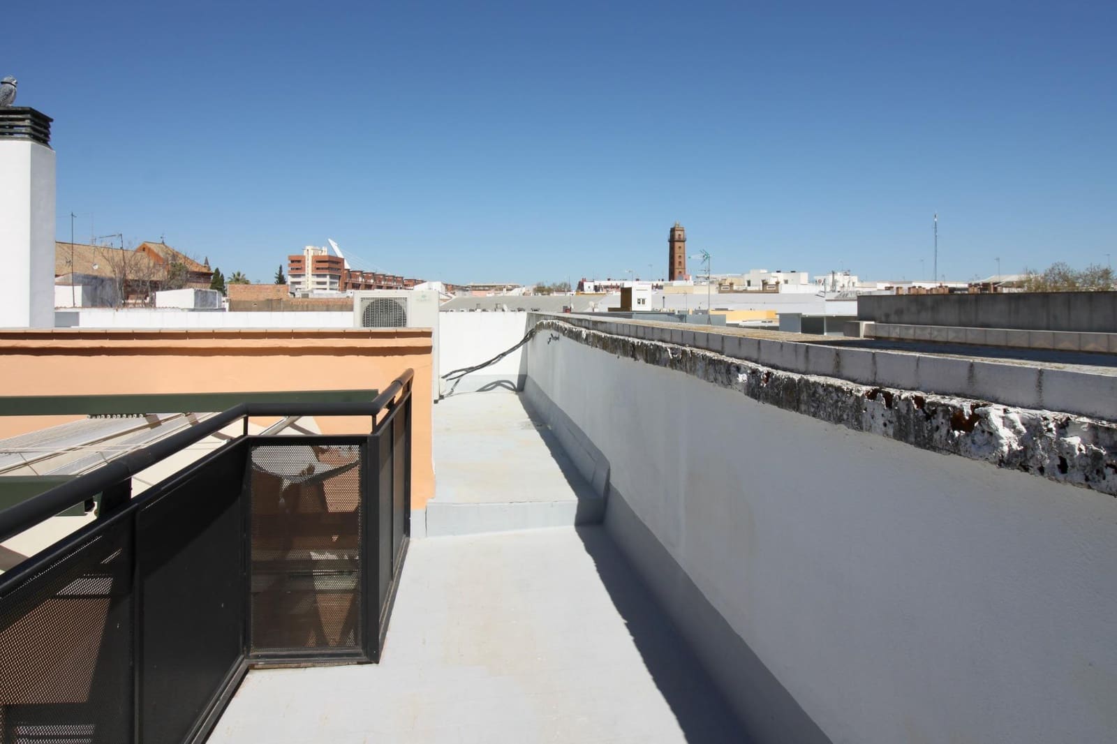 1 Zimmer Wohnung zu verkaufen in Sevilla Stadt - 240.000 € (Ref: 9715200)