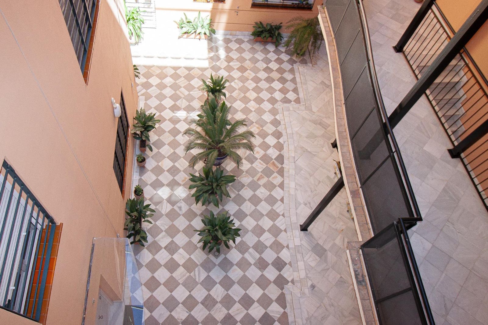 1 Zimmer Wohnung zu verkaufen in Sevilla Stadt - 240.000 € (Ref: 9715200)