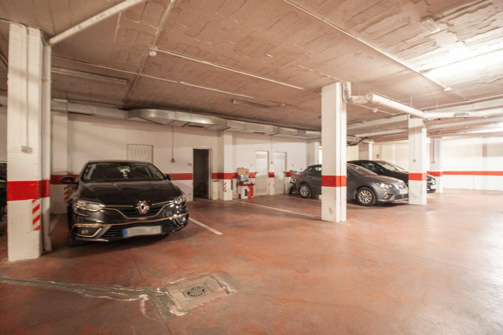 3 bedroom Flat for sale in Dos Hermanas with garage - € 199,900 (Ref: 9715201)