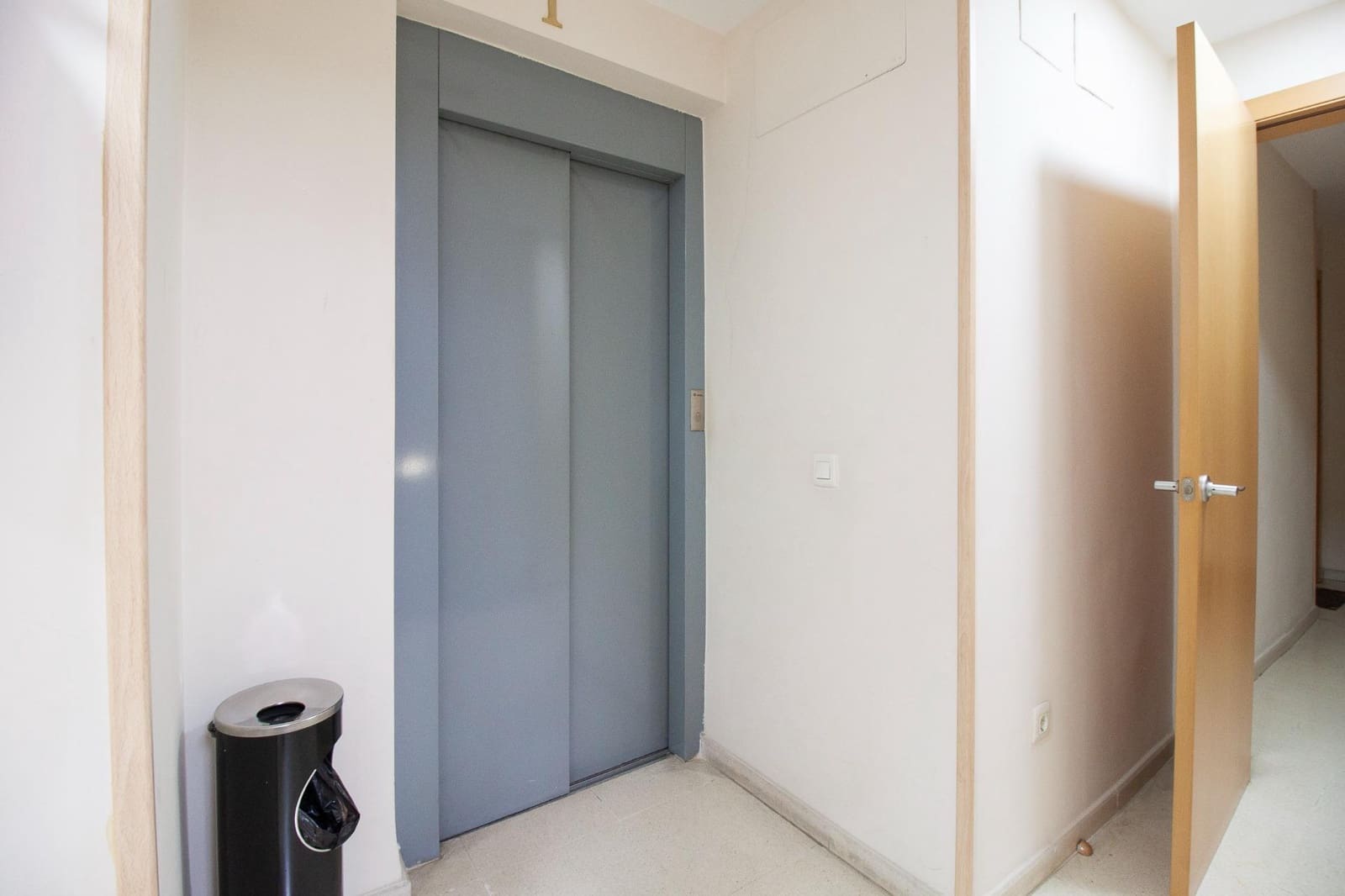 3 bedroom Flat for sale in Dos Hermanas with garage - € 199,900 (Ref: 9715201)