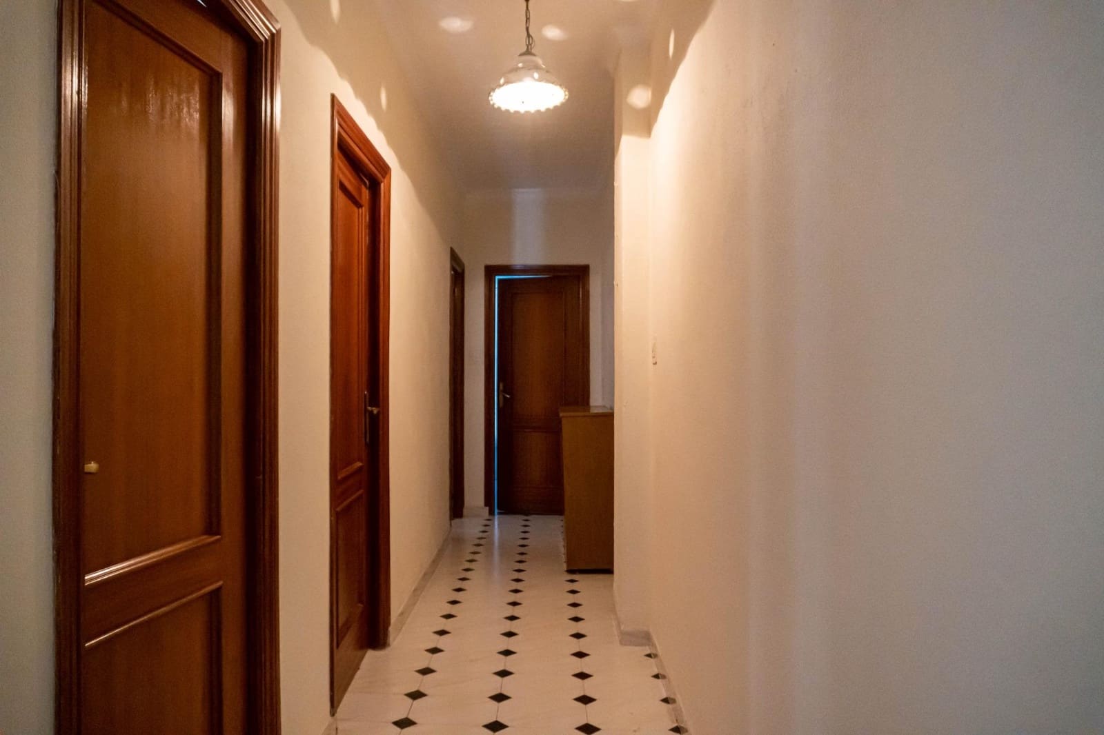 4 bedroom Townhouse for sale in Moron de la Frontera with garage - € 139,900 (Ref: 9715202)