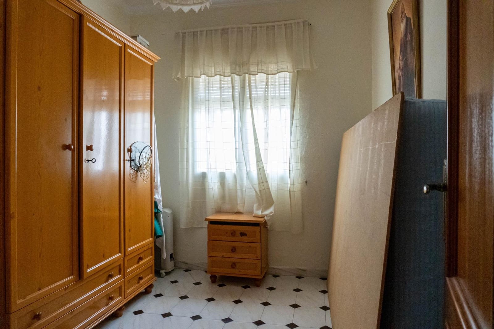 4 bedroom Townhouse for sale in Moron de la Frontera with garage - € 139,900 (Ref: 9715202)