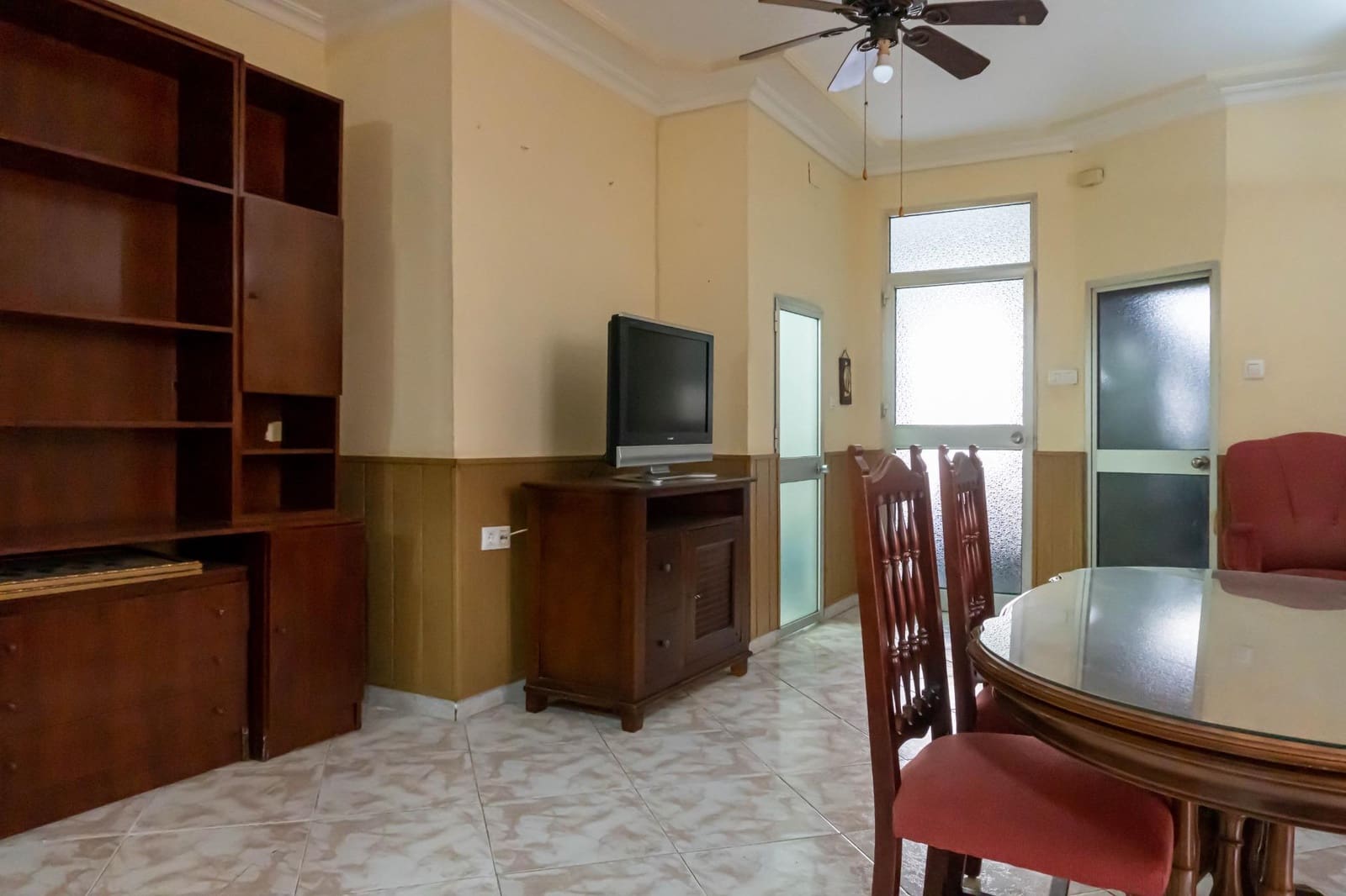 4 bedroom Townhouse for sale in Moron de la Frontera with garage - € 139,900 (Ref: 9715202)